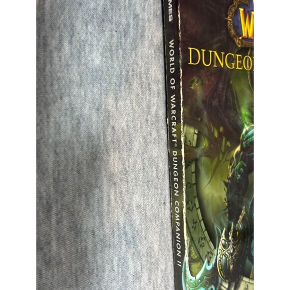 World of Warcraft Dungeon Companion II Book by H Leigh Davis Paperback 2007 - Picture 9 of 9
